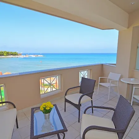 Al Mare מלון 4*