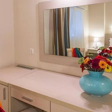 Al Mare 4* Циливи